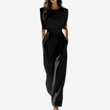 Joelita – Mono Elegante Minimalista
