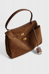 https://cdn.shopify.com/s/files/1/0964/1161/5556/files/Soera-Ramona-bag-05-Photoroom_2160d379-8b09-46a5-a12c-9c8c31583dfc.png?v=1771009289