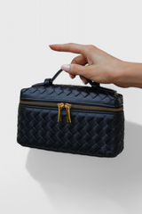 https://cdn.shopify.com/s/files/1/0964/1161/5556/files/Tara-bag-Photoroom_7a2b5efd-c6ff-4551-bfbe-ef3f6fae8bcf.png?v=1771009289