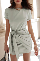 Creyenta – Vestido Corto De Lujo Con Lazo